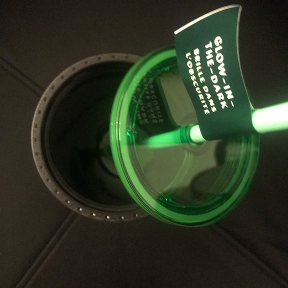 COPY - Starbucks Glow in the Dark 2020🎃Halloween … - Picture 2 of 3